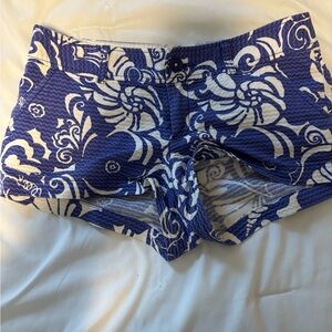 Lilly Pulitzer Blue and White Chevron Shorts